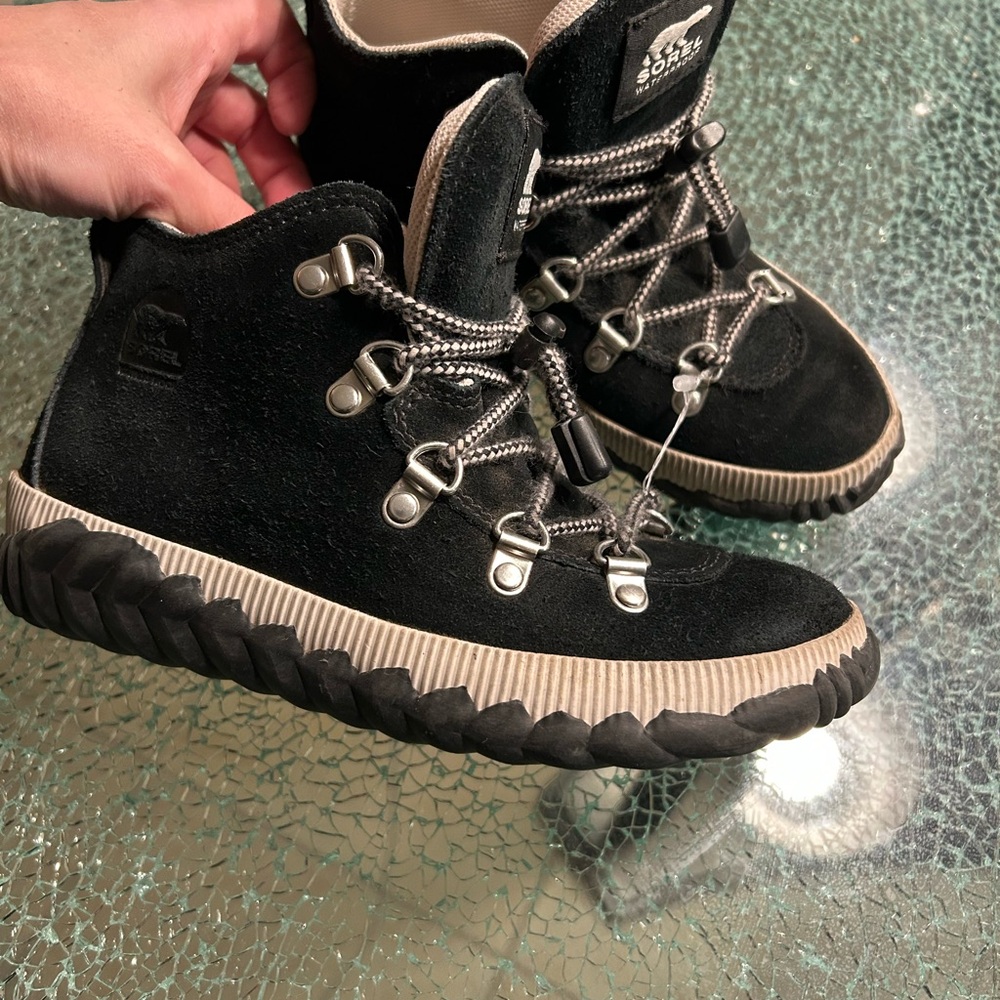 Sorel Black Suede Hiking Boots